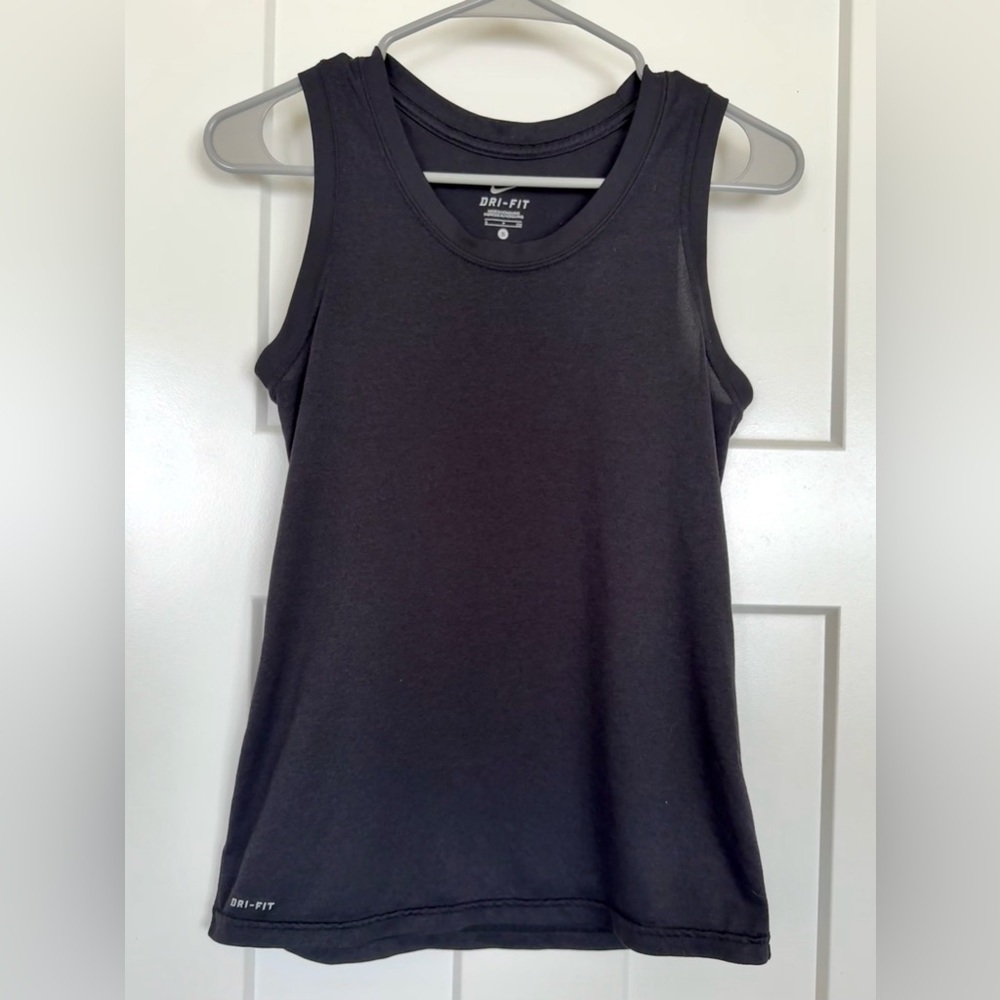 Nike Dri-FIT Sleeveless Tank Top | Black Athletic Workout Tank | Size Small